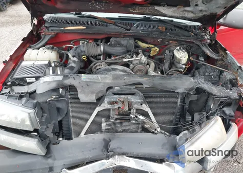 2004 Chevrolet Silverado 1500 Work Truck из США, поврежденный, VIN 1GCEC14X14Z148797